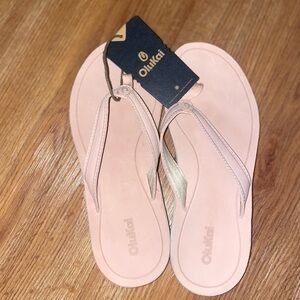 OluKai Women's Light Pink Sandals